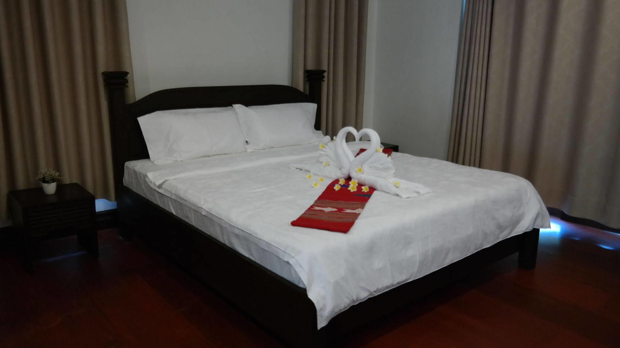 Phubachiang Golf & Resort Pakse Eksteriør bilde